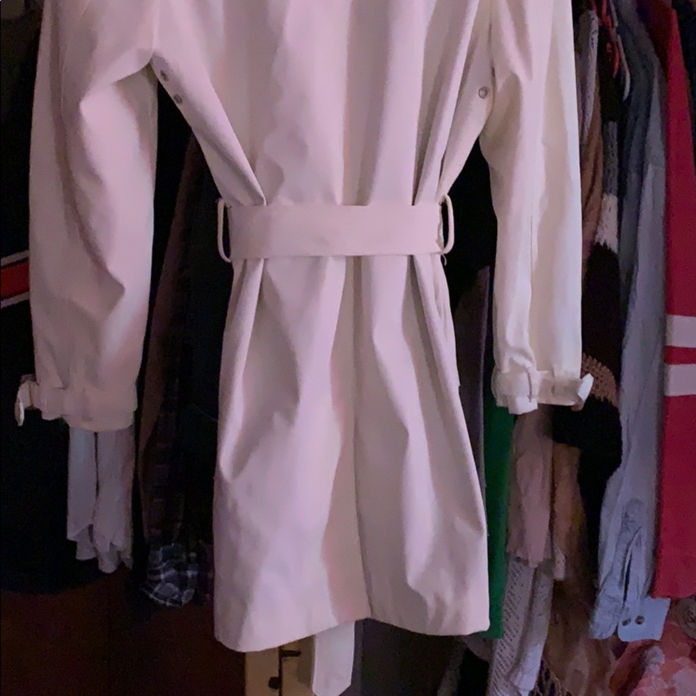 Coat - Picture 3 of 4
